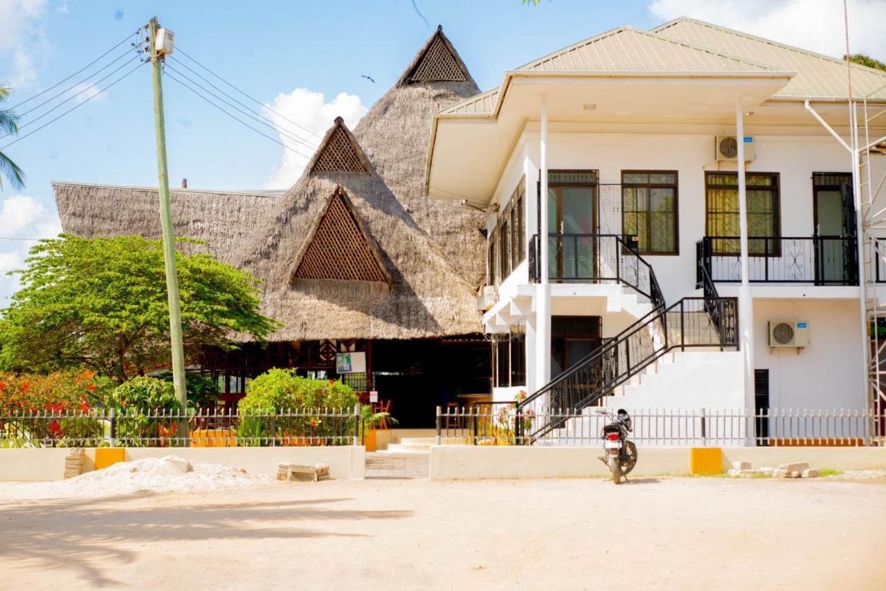 Flamingo Hotel Kinyerezi Νταρ ες Σαλάμ Εξωτερικό φωτογραφία