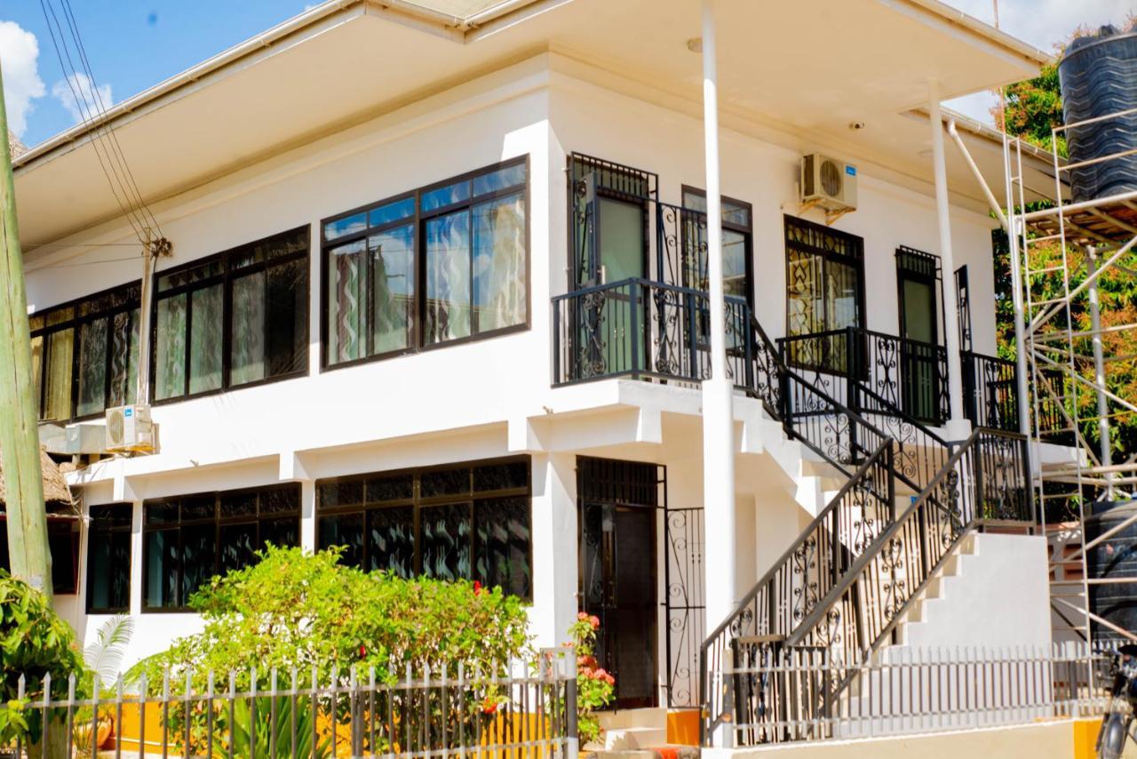 Flamingo Hotel Kinyerezi Νταρ ες Σαλάμ Εξωτερικό φωτογραφία